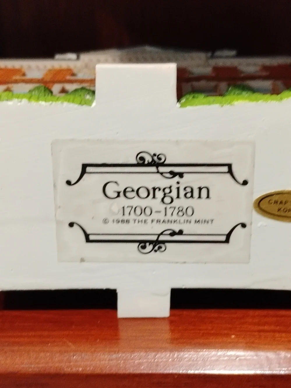 Franklin Mint 1988 Architectural Figurines And Display Shelf Collectibles